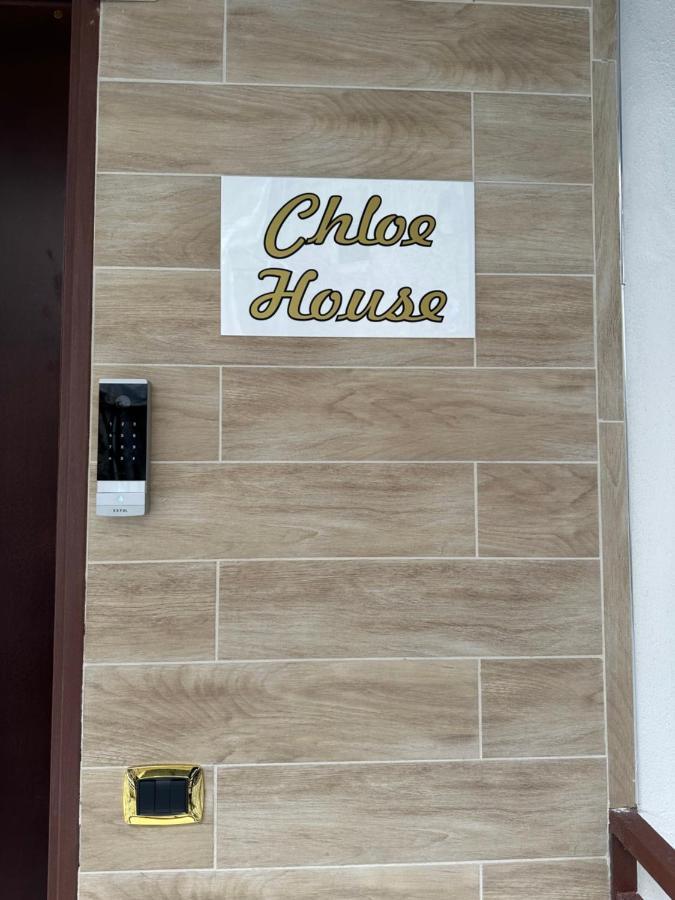 Chloehouse Apartment Наполи Екстериор снимка