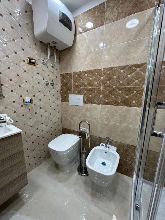 Chloehouse Apartment Наполи Екстериор снимка