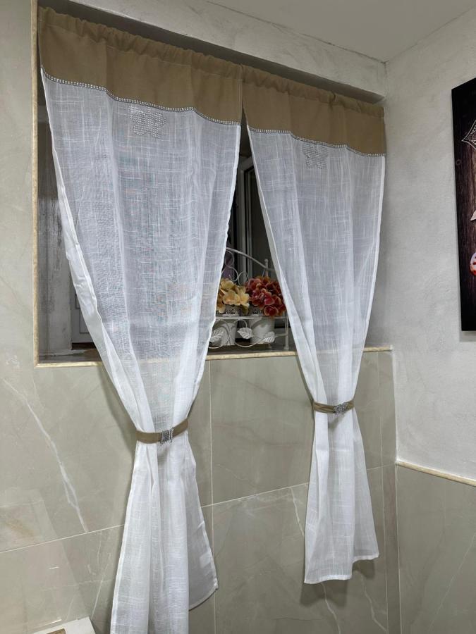 Chloehouse Apartment Наполи Екстериор снимка