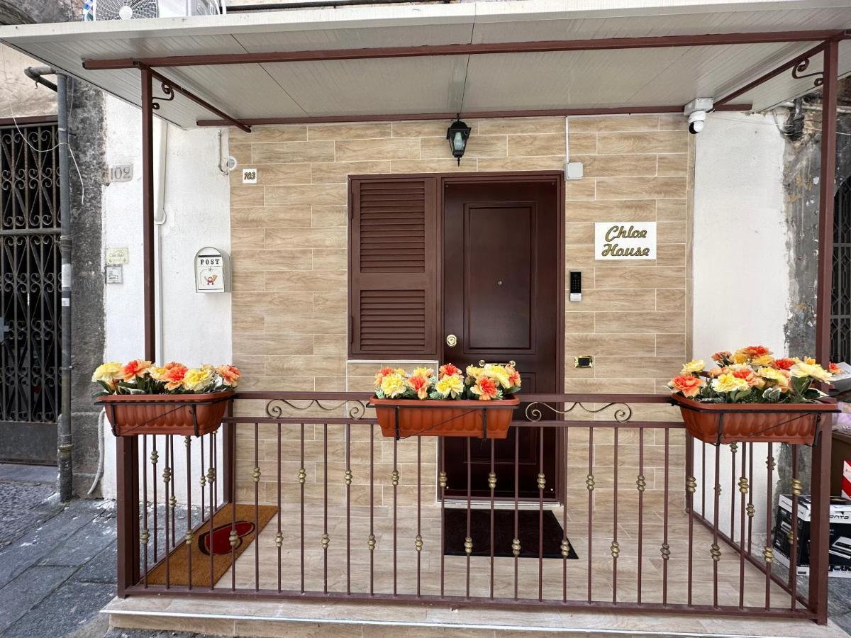 Chloehouse Apartment Наполи Екстериор снимка