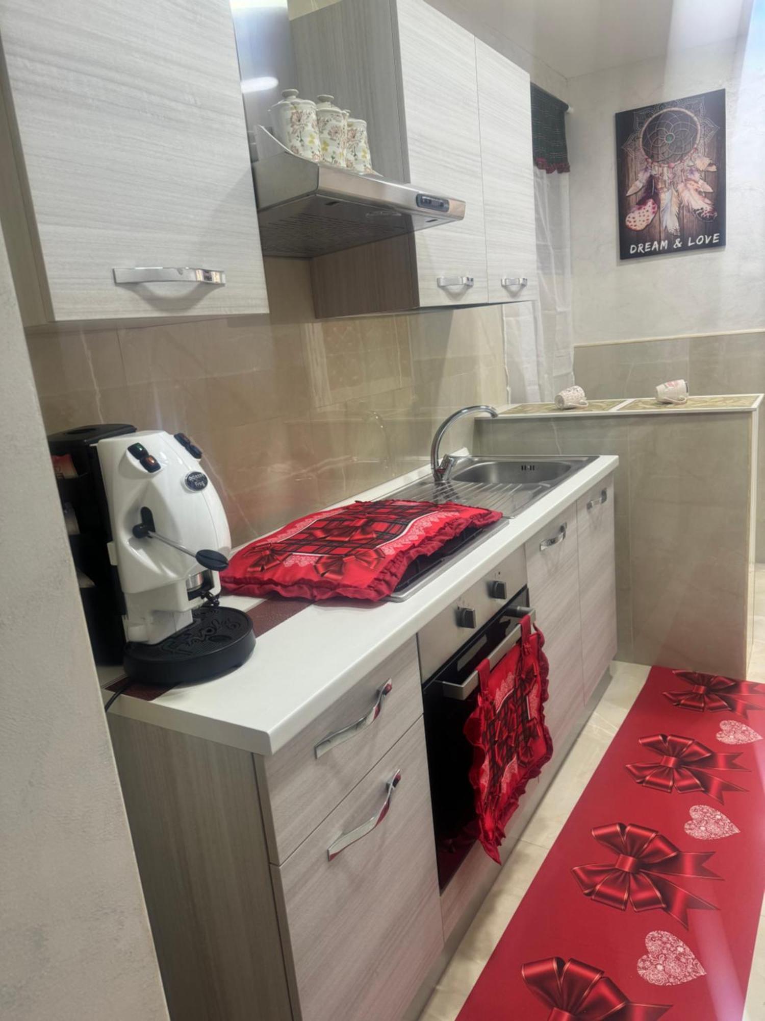 Chloehouse Apartment Наполи Екстериор снимка